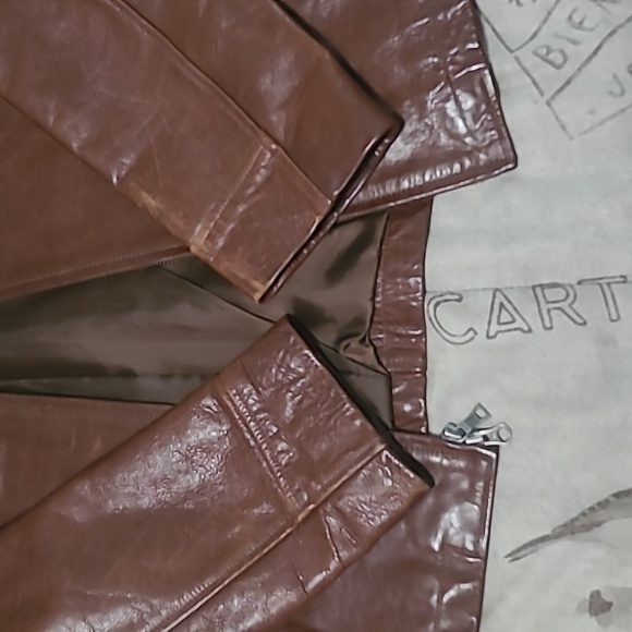 Leather jacket - Picture 7 of 12